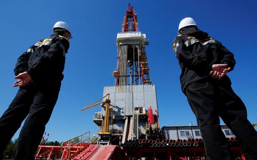 Bloomberg назвал заработавшего на отрицательных ценах на нефть трейдер