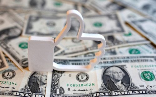 Состояние владельца Louis Vuitton вновь превысило $100 млрд
