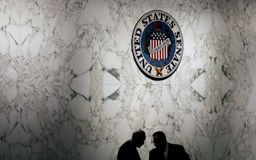 Трамп запретил гражданам США &laquo;иметь дела&raquo; с TikTok