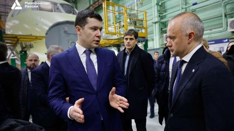 Алиханов заявил о важности развития региональной авиации