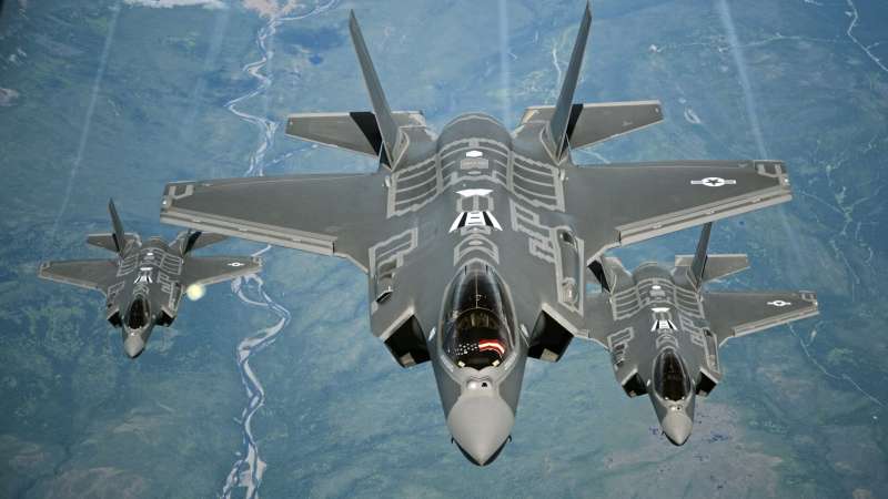 Норвегия направит в Польшу четыре истребителя F-35