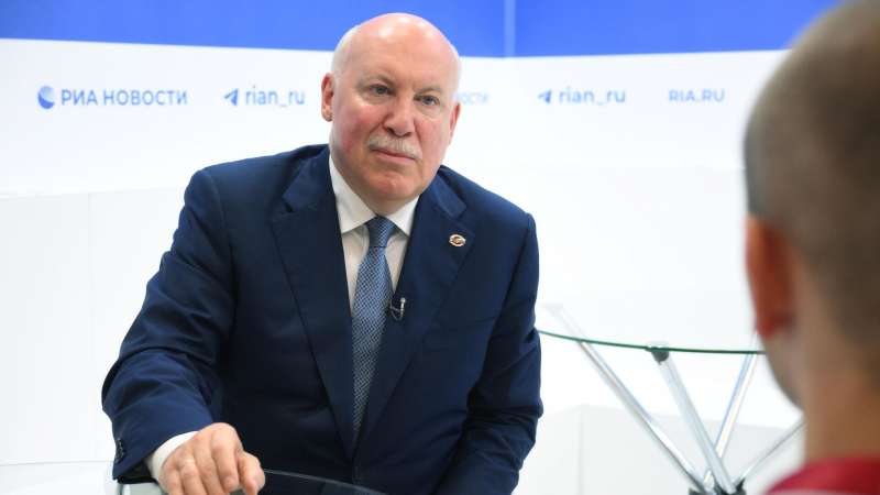 Запад не может примириться с политикой Минска и Москвы, заявил Мезенцев