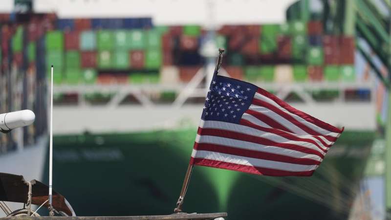 Минтруда США призвало отказаться от глобализма в пользу американизма